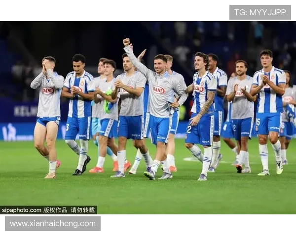 西甲新星崭露锋芒 铁血主帅秉公执教演绎激情绿茵对决