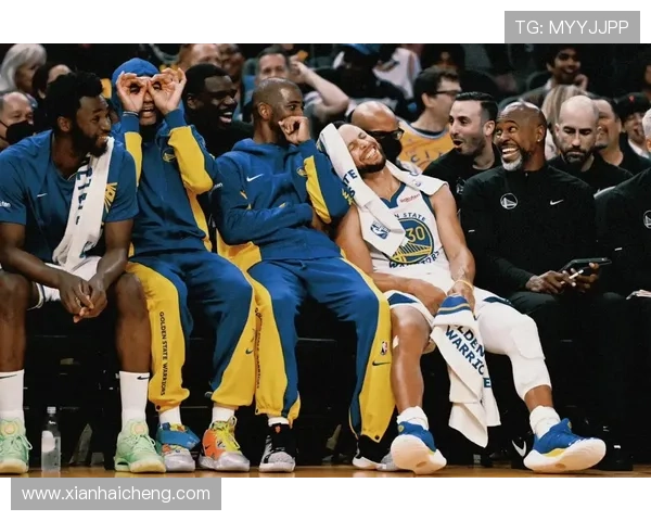 湖人夏季联赛首战告捷 年轻球员表现亮眼助队取胜